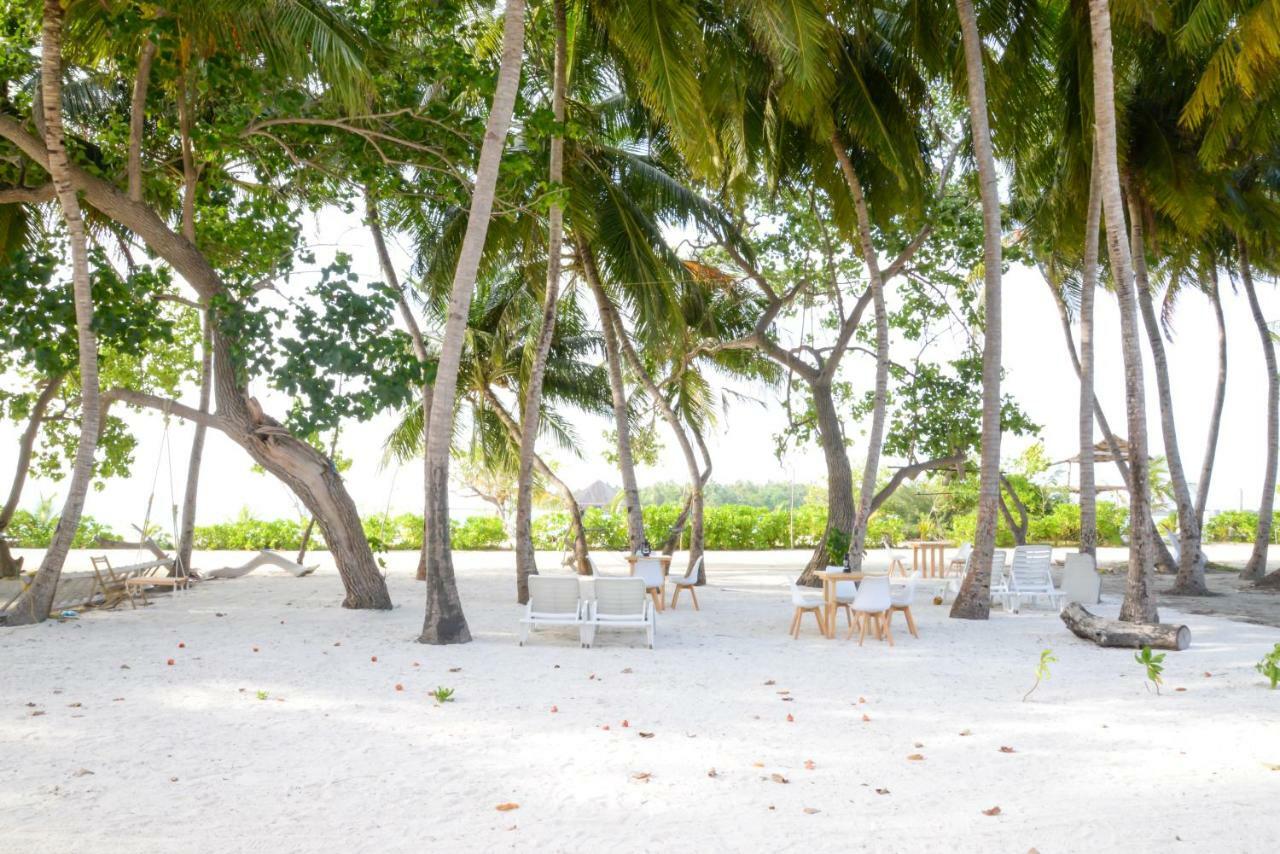 Portia Hotel & Spa Dhiffushi Exterior foto