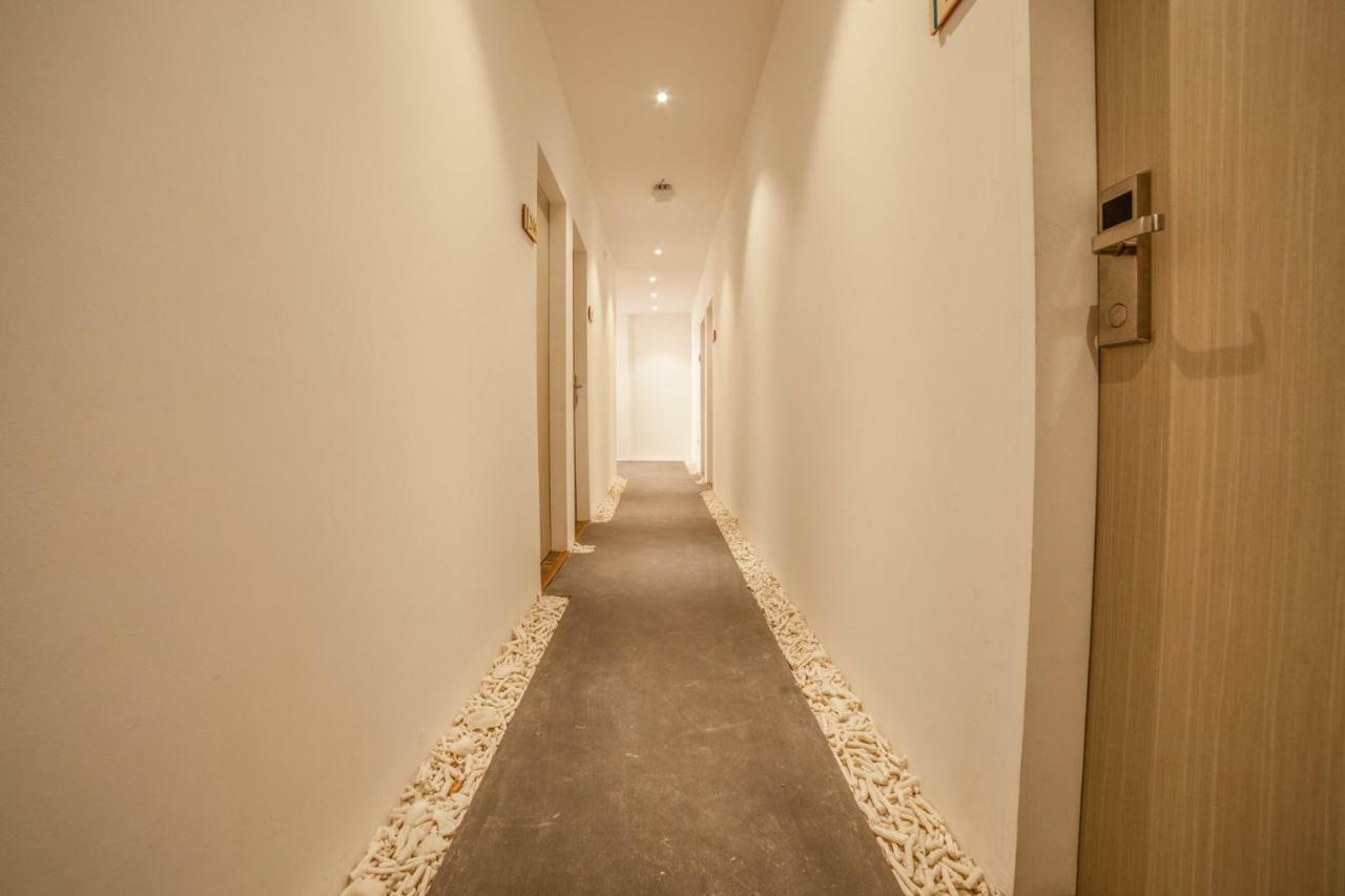 Portia Hotel & Spa Dhiffushi Exterior foto