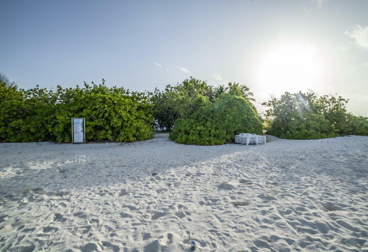 Portia Hotel & Spa Dhiffushi Exterior foto